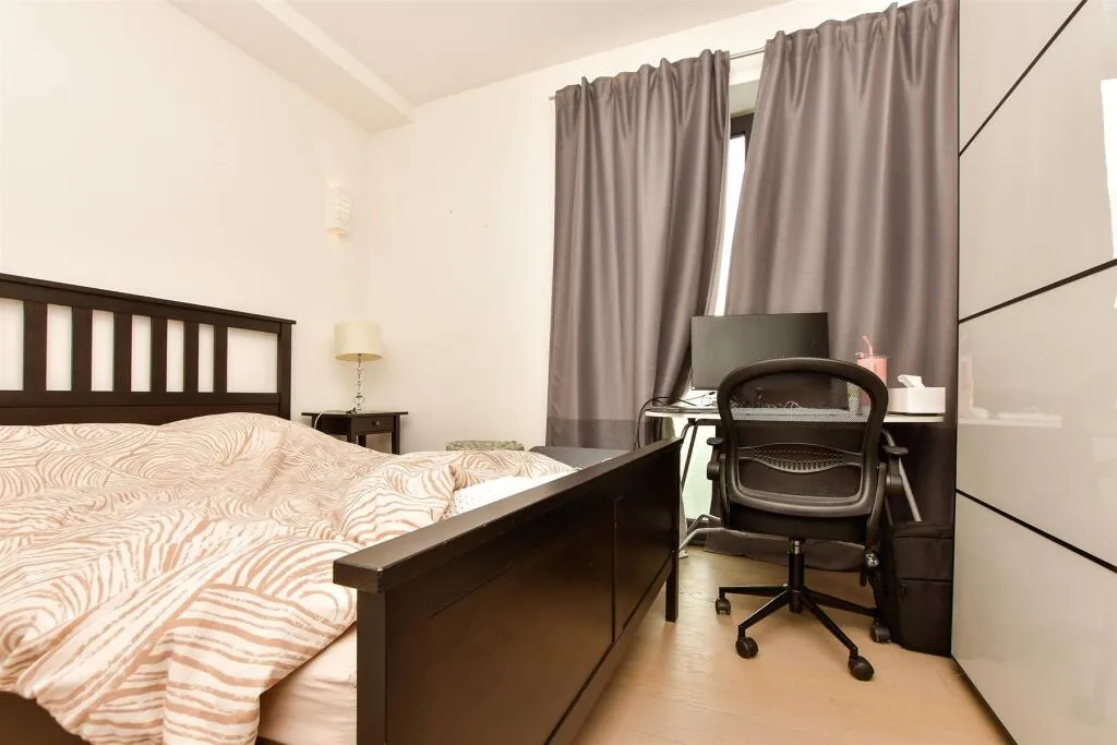 2 bed Apartment