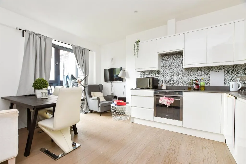 2 bed Apartment