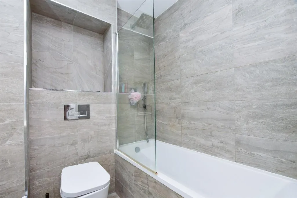 2 bed Apartment