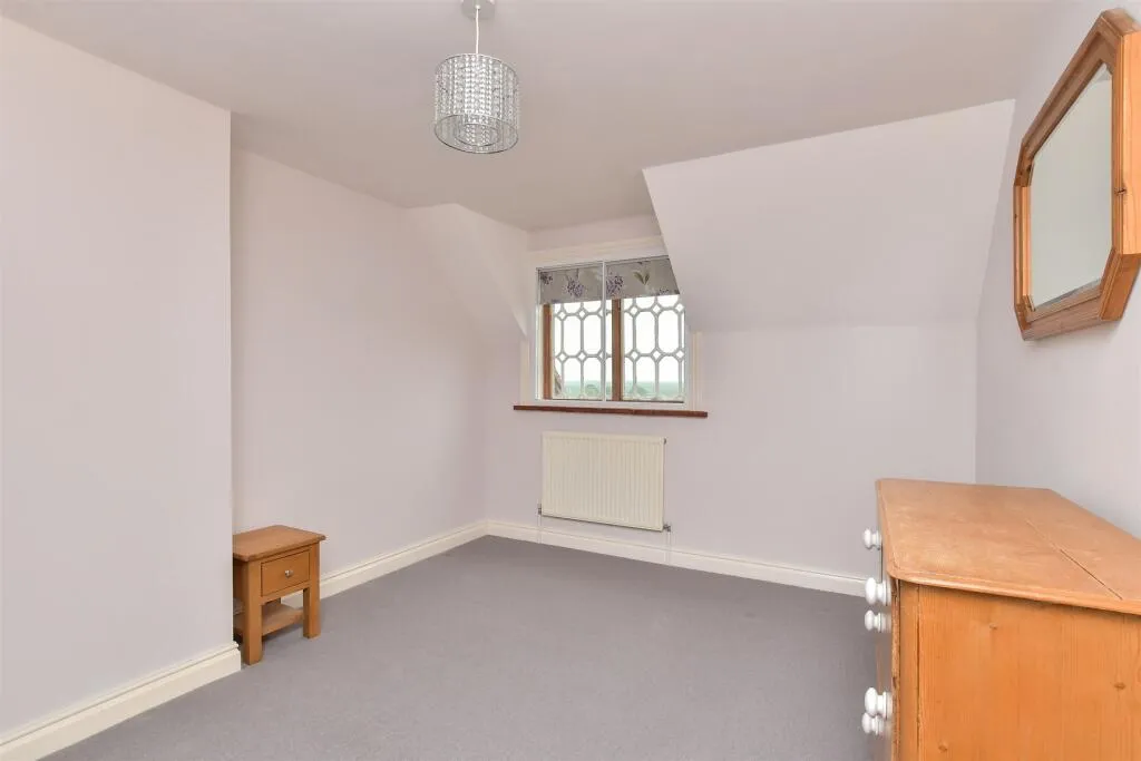 3 bed Terraced