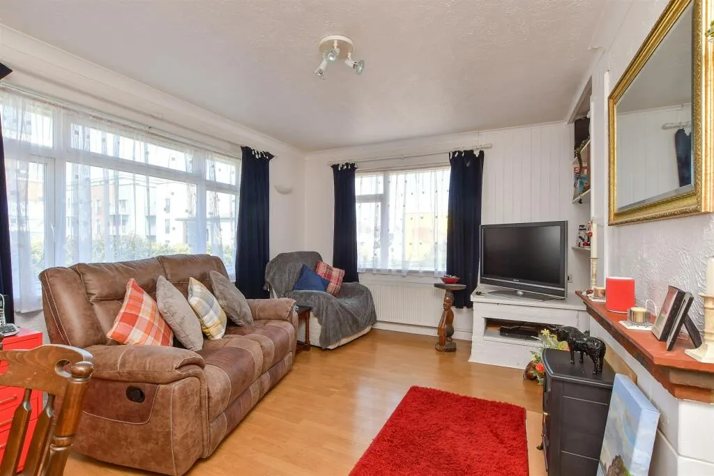 2 bed Detached Bungalow