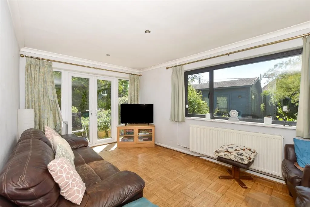 3 bed Detached Bungalow