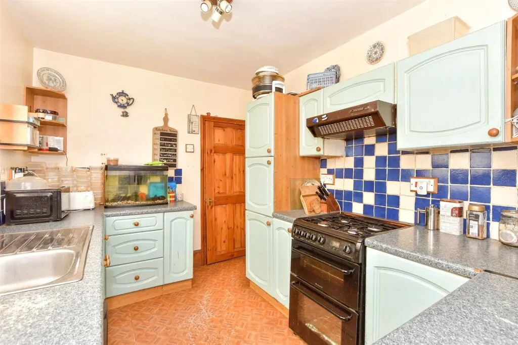 3 bed Terraced