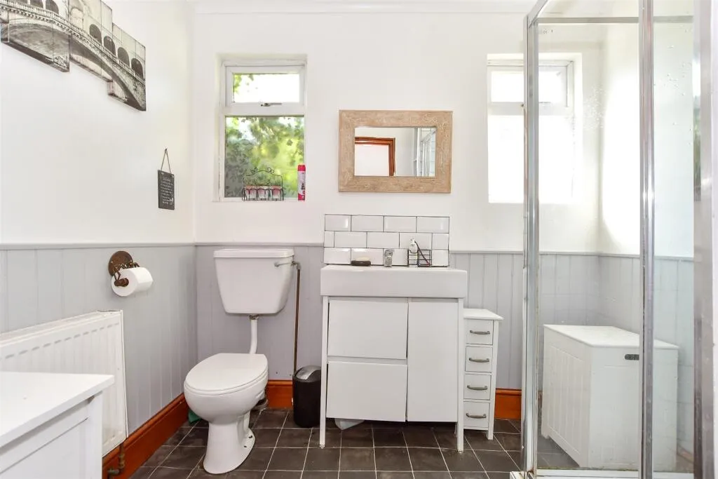 3 bed Terraced
