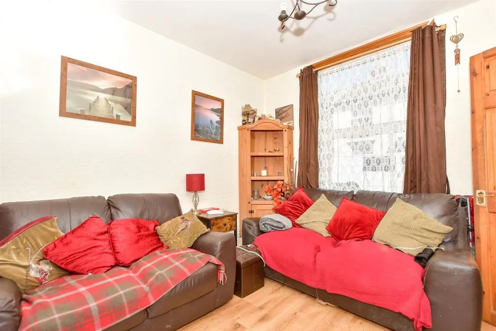3 bed Terraced