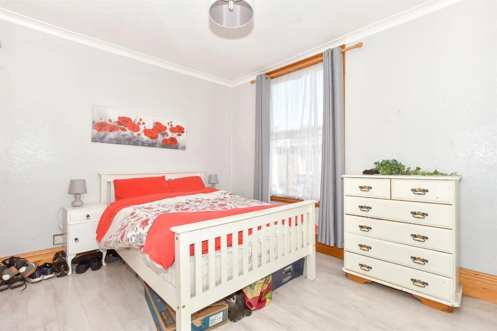 3 bed Terraced
