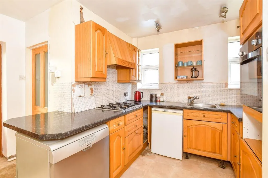 3 bed Semi-Detached