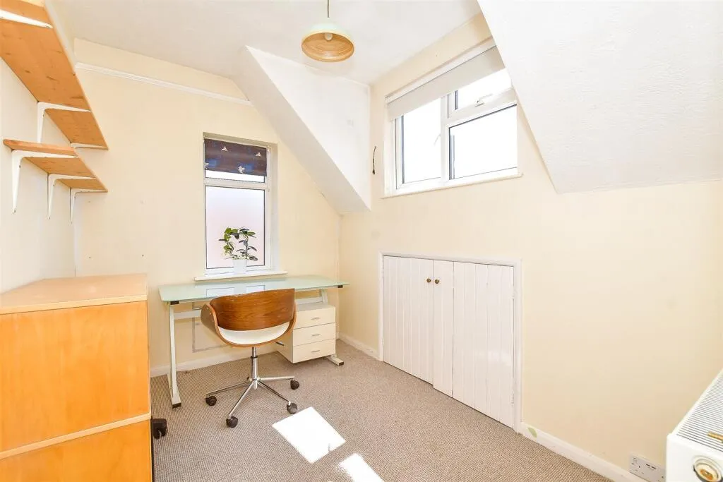 3 bed Semi-Detached