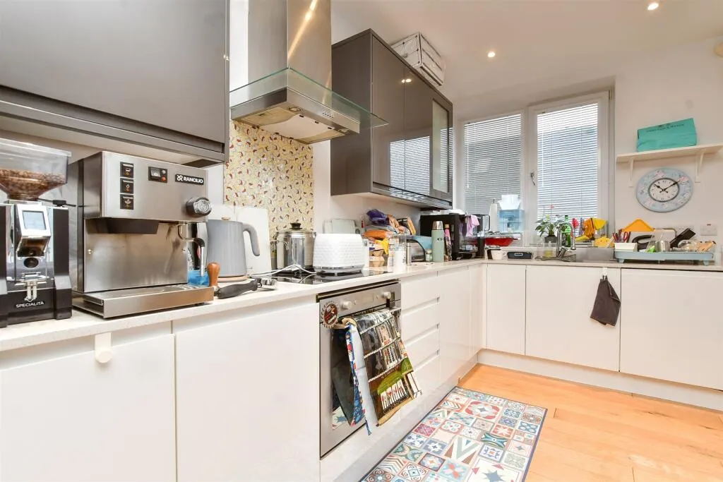 3 bed Apartment