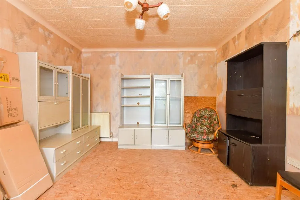 3 bed Semi-Detached