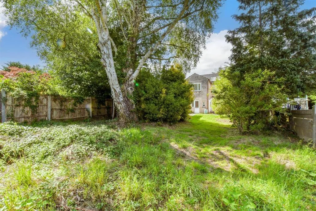3 bed Semi-Detached