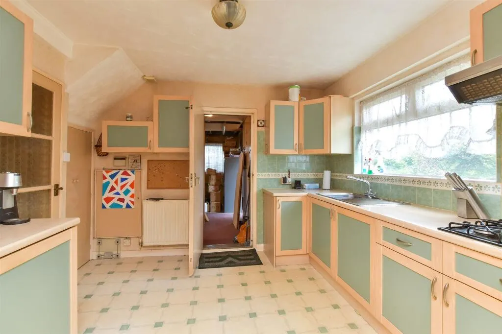 3 bed Semi-Detached