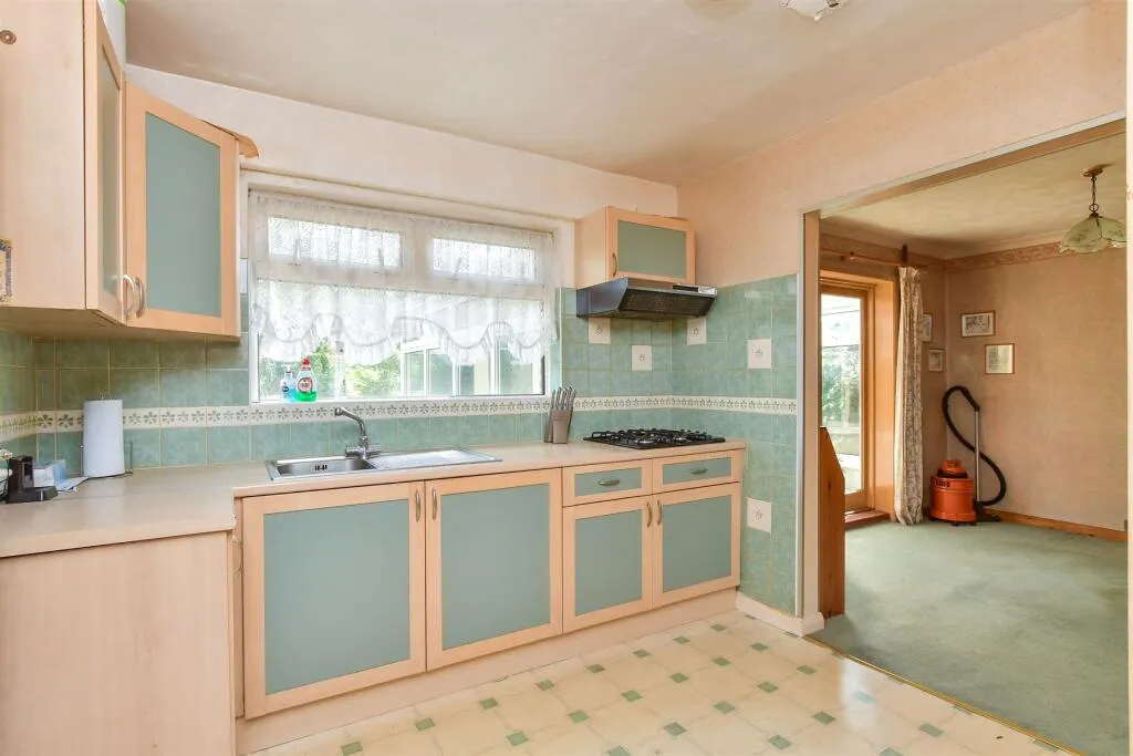 3 bed Semi-Detached