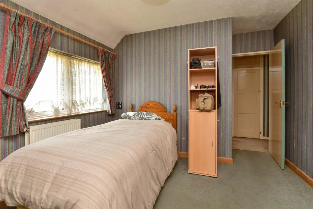 3 bed Semi-Detached