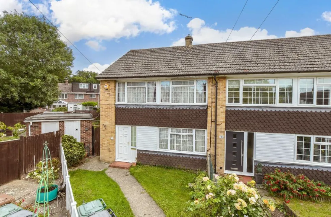 2 bed Semi-Detached