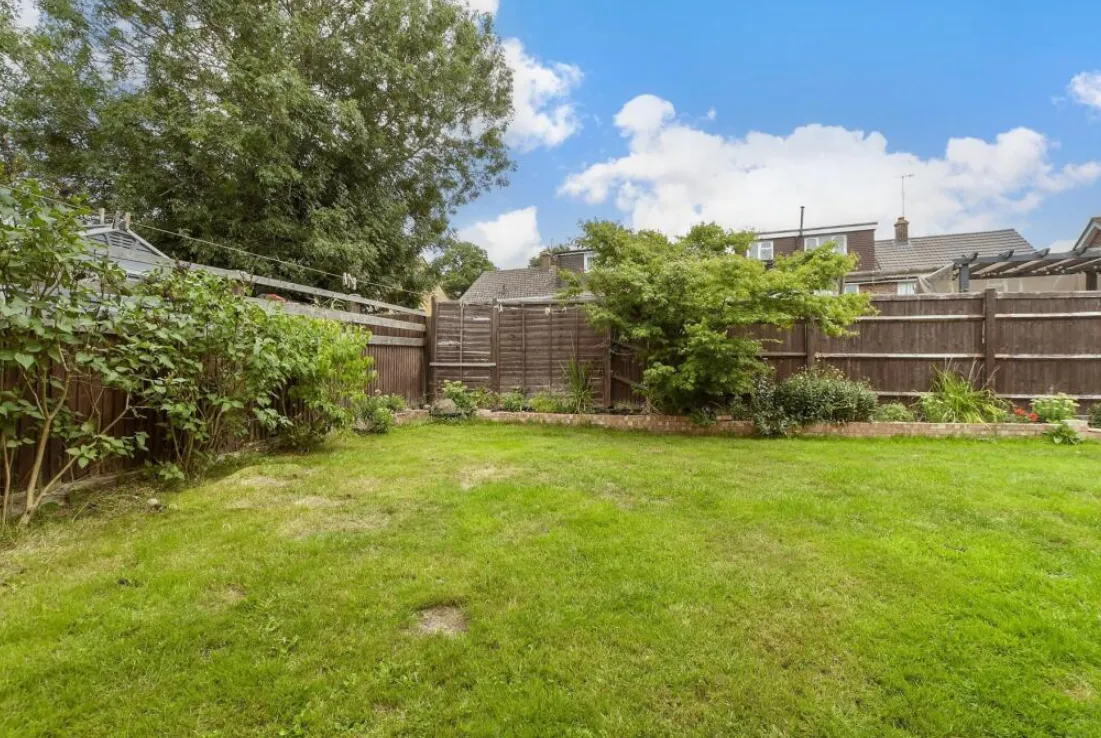 2 bed Semi-Detached