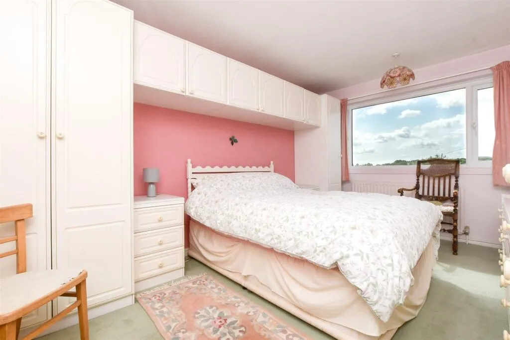 3 bed Terraced
