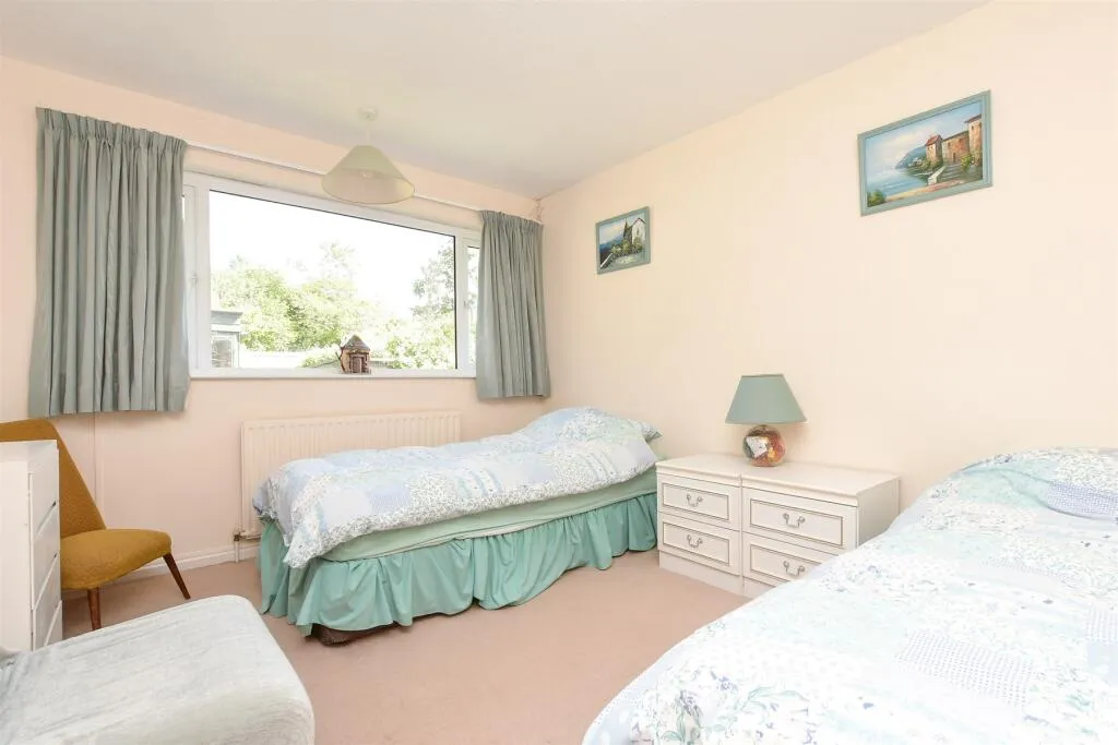 3 bed Terraced