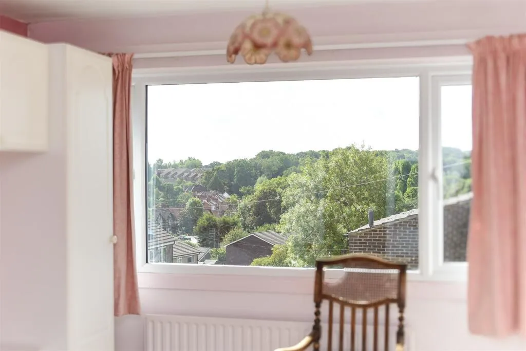 3 bed Terraced