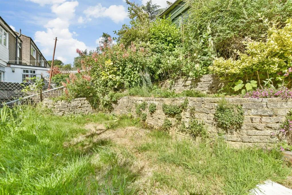 3 bed Terraced