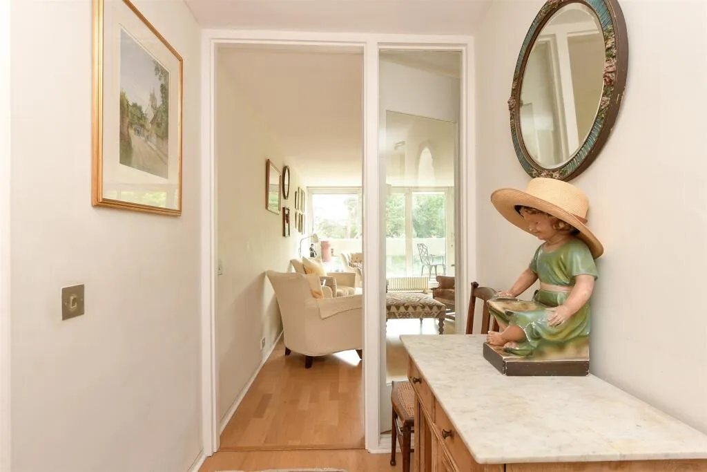 2 bed Apartment
