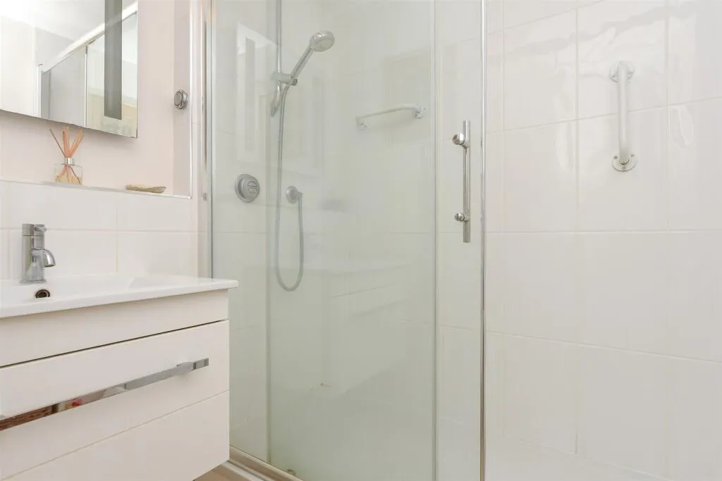2 bed Apartment