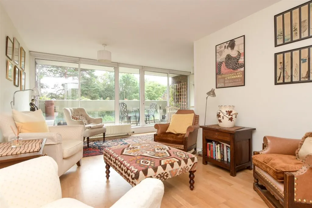 2 bed Apartment