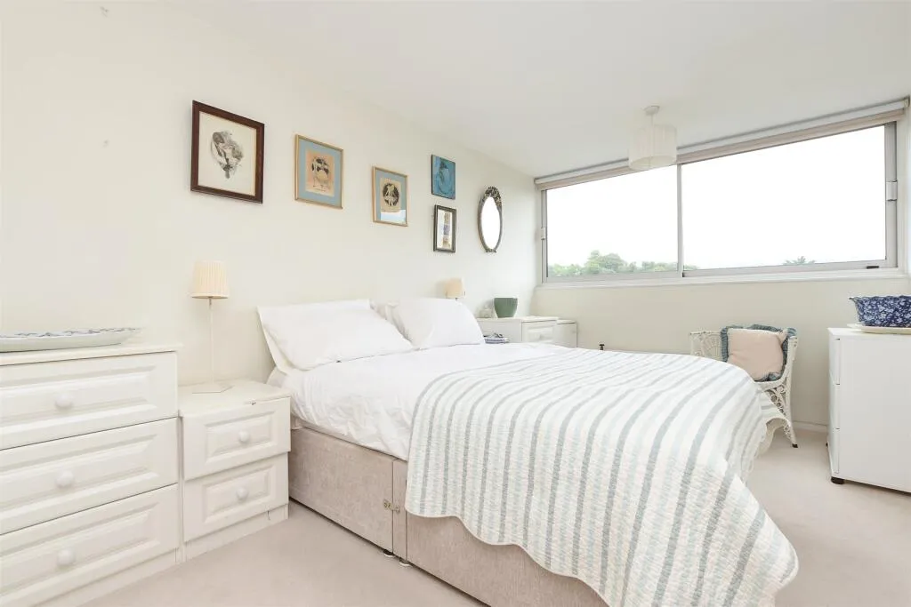 2 bed Apartment