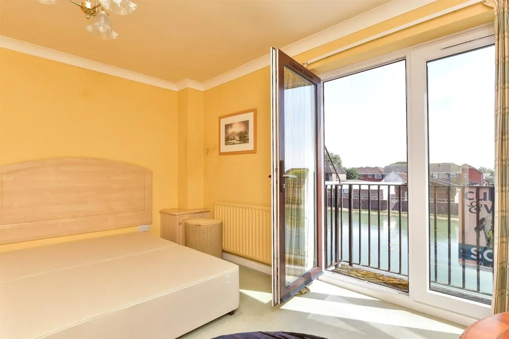 2 bed Apartment