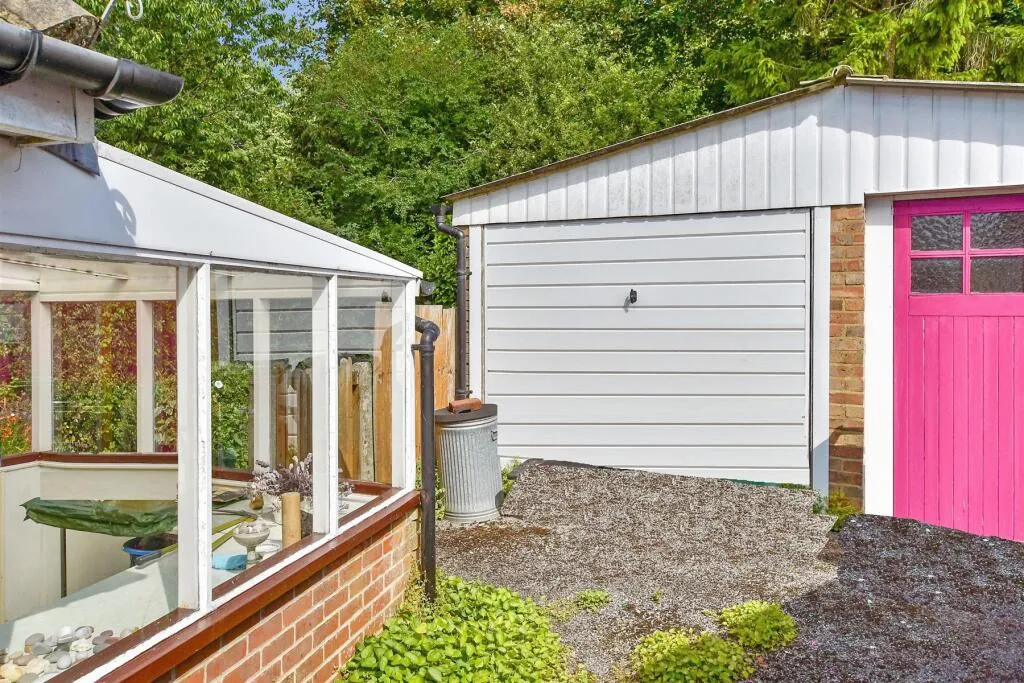 3 bed Semi-Detached Bungalow