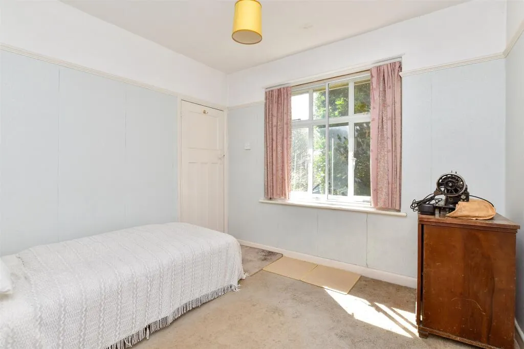 3 bed Semi-Detached Bungalow