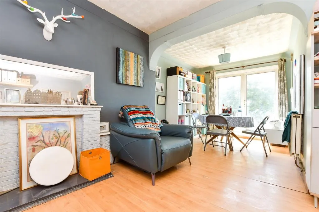 3 bed Semi-Detached