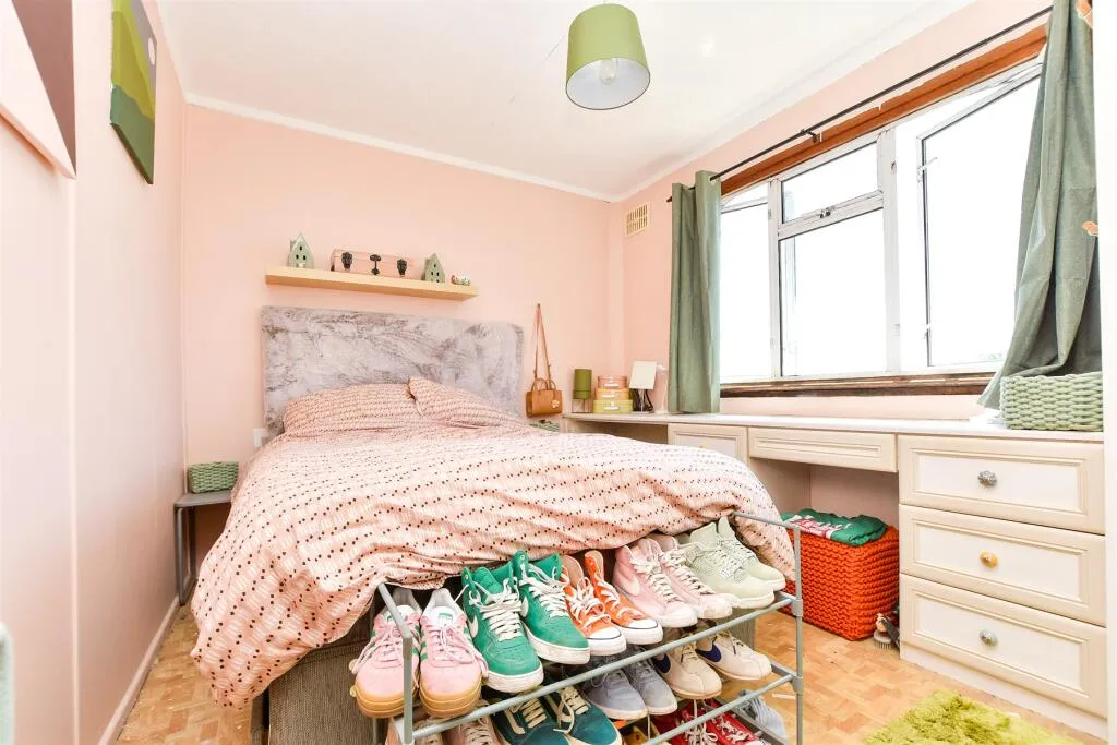 3 bed Semi-Detached