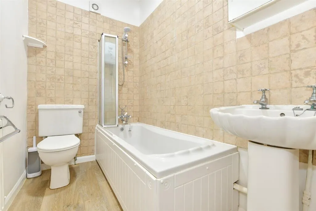 1 bed Apartment
