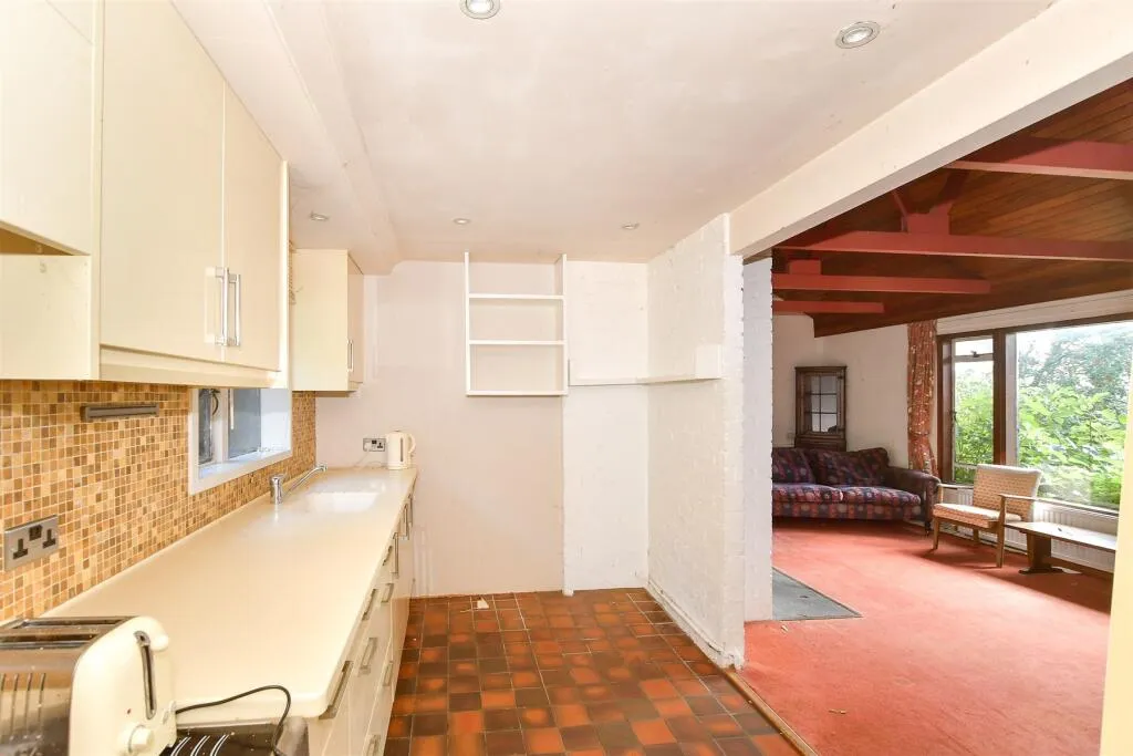 4 bed Bungalow