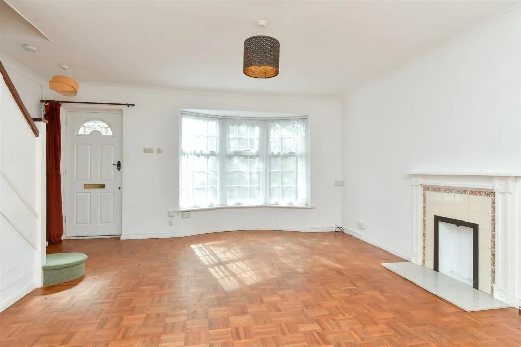 3 bed Terraced