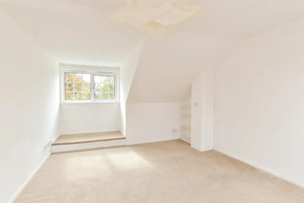 3 bed Terraced