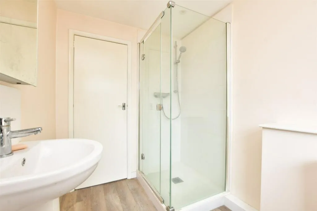 2 bed Apartment