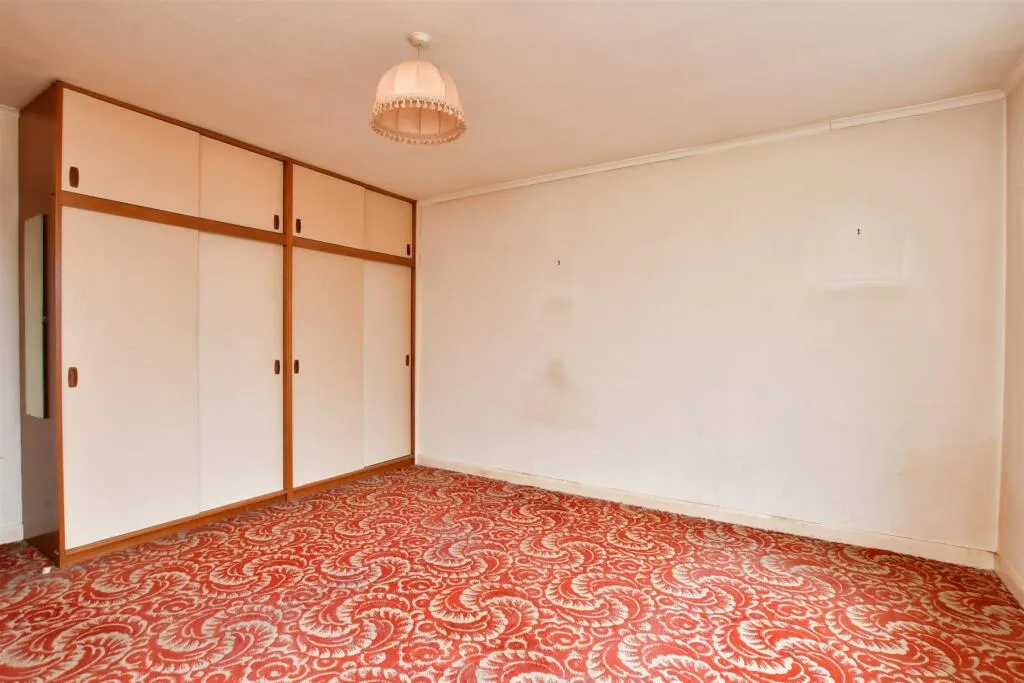 2 bed Apartment
