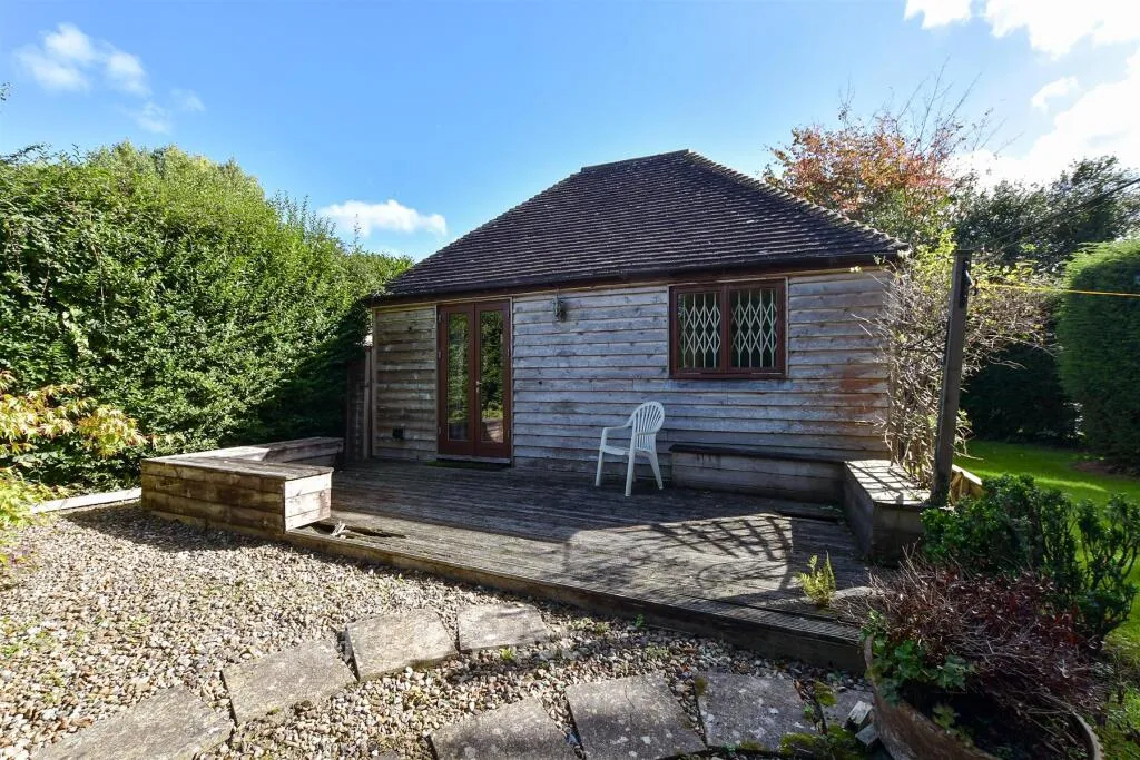 1 bed Detached Bungalow