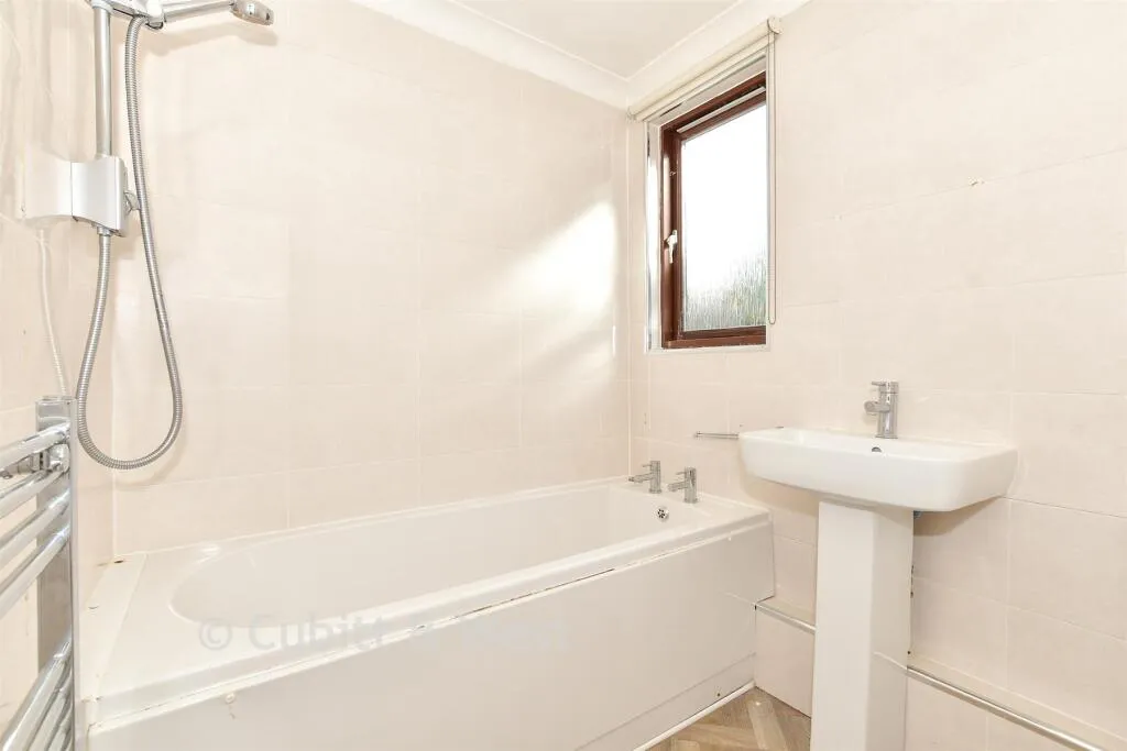 1 bed Detached Bungalow