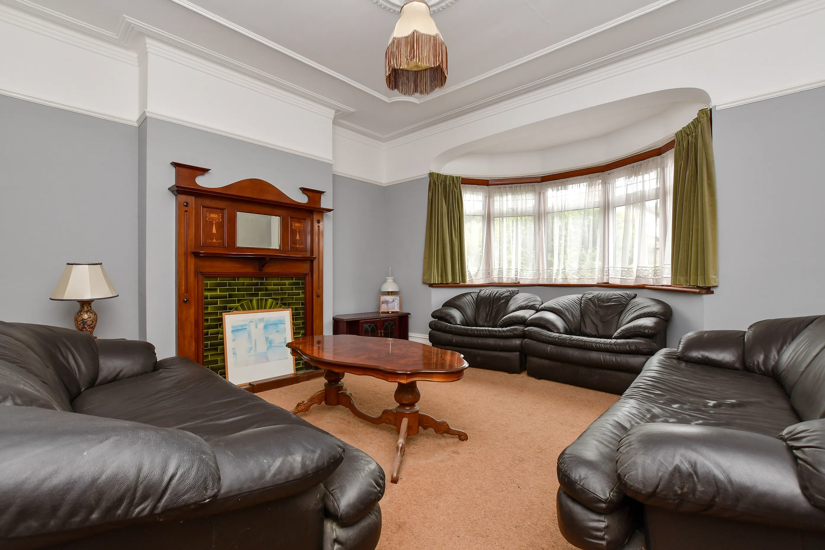 4 bed Semi-Detached