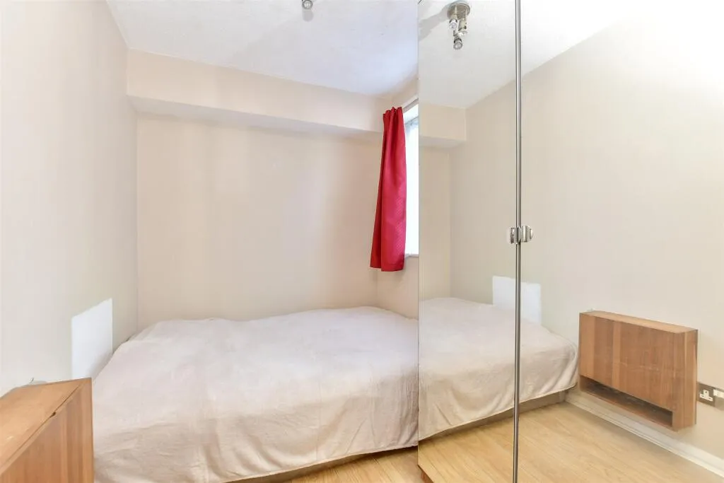 2 bed Apartment
