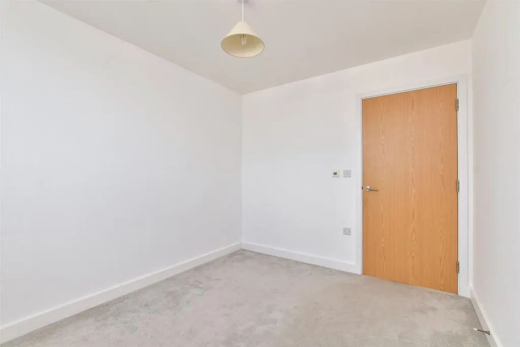 2 bed Apartment
