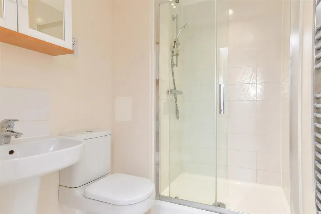 2 bed Apartment