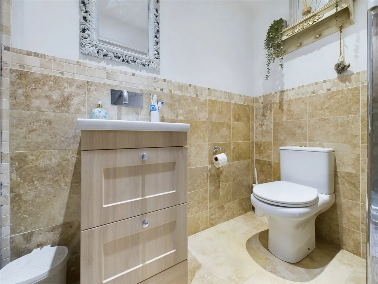 7 Bed  Semi-detached house  Under Offer