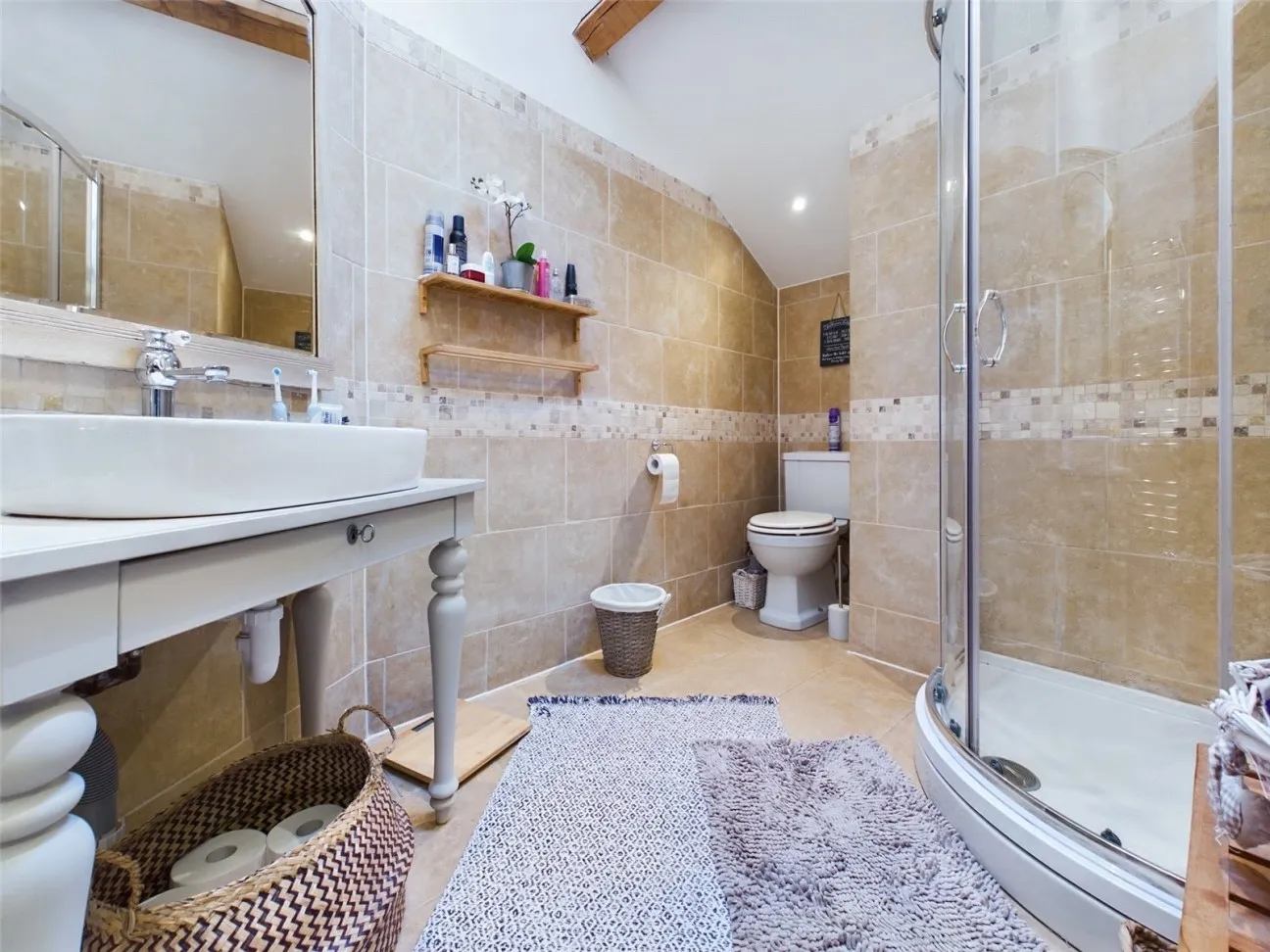 7 Bed  Semi-detached house  Under Offer
