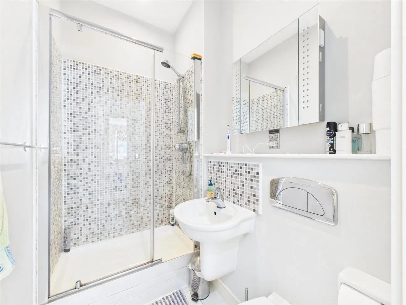 1 Bed  Property  For Sale