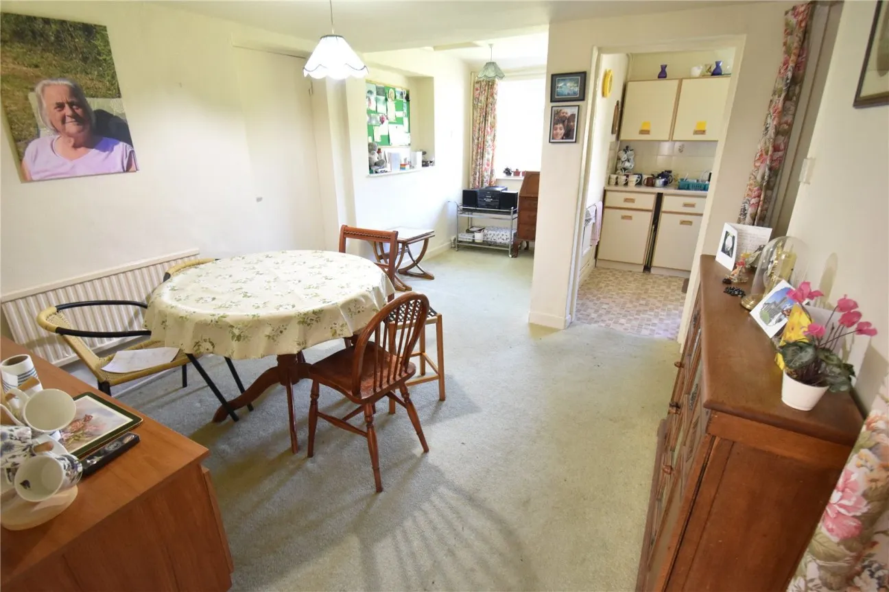 4 Bed  Semi-detached house  For Sale