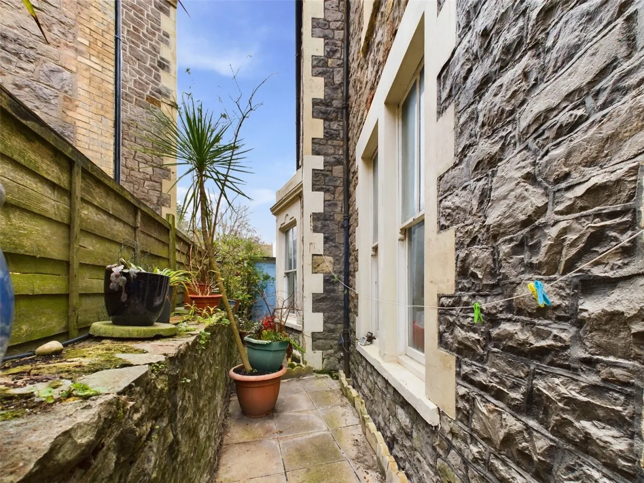 4 Bed  Semi-detached house  For Sale